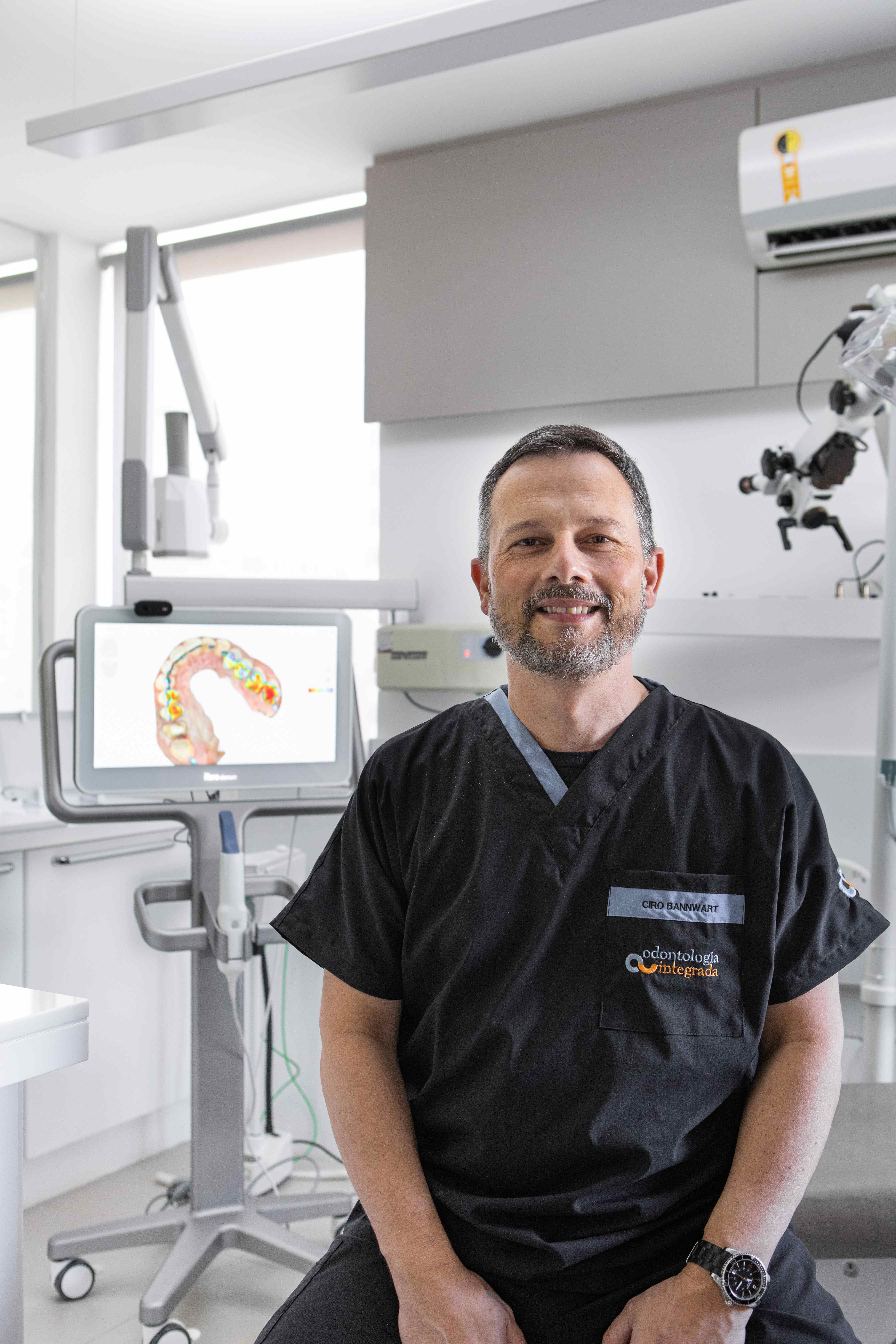 Dr. Ciro E. Bannwart